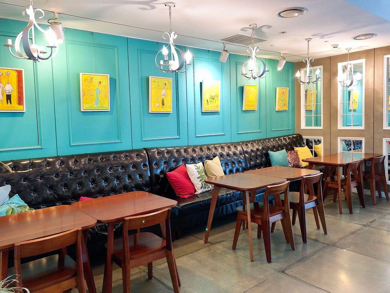 Hongdae Yeonnam Cafe (10% Off)